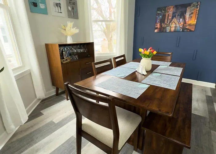 Stylish 2bedroom W Games & Free Parking *