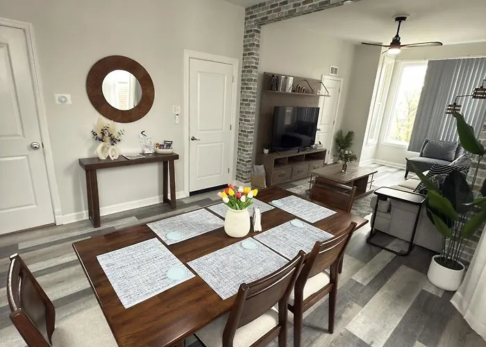 Stylish 2bedroom W Games & Free Parking Apartamento