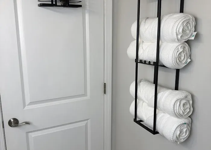 Stylish 2bedroom W Games & Free Parking Apartamento