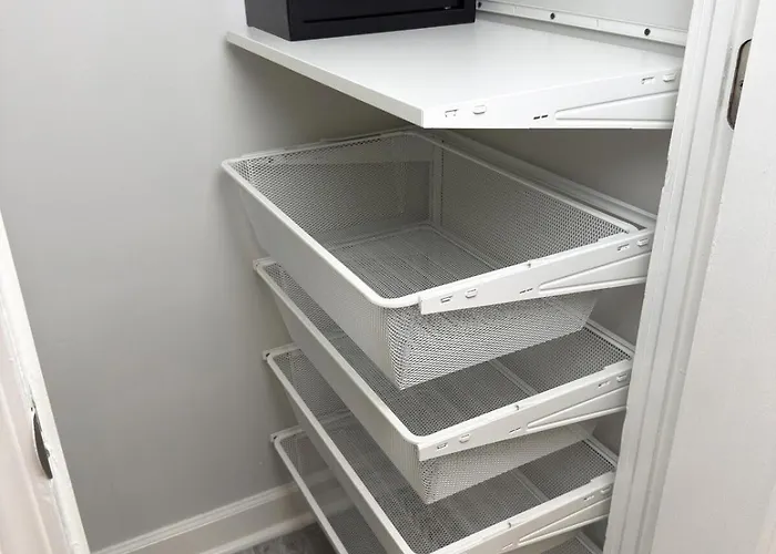 Stylish 2bedroom W Games & Free Parking Apartamento